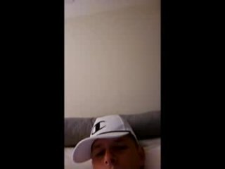 kirke1993 live webcam thumbnail