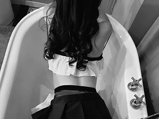 kiss_loo live webcam thumbnail