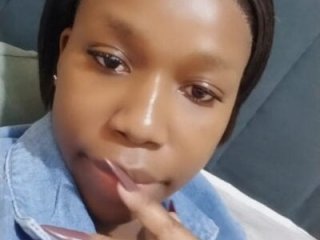 kittykhloe22 live webcam thumbnail