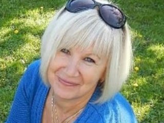 KlaudiaDarling live webcam thumbnail