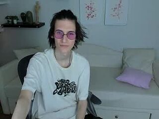 klaude_jam live webcam thumbnail