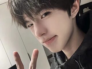 KOboys-818 live webcam thumbnail