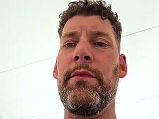 kobelalakers2423 live webcam thumbnail