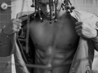Kris_Khalifa69 live webcam thumbnail
