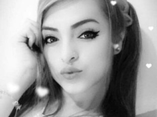 Krisnova_91 live webcam thumbnail