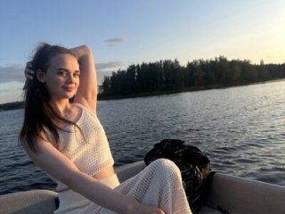 KristiRich live webcam thumbnail