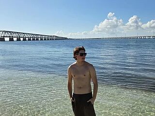 Krisz_21 live webcam thumbnail