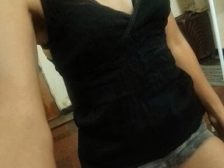 kriti1009 live webcam thumbnail