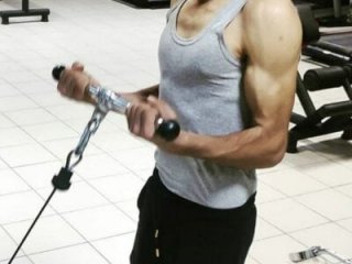 Kurtsikici@xh live webcam thumbnail