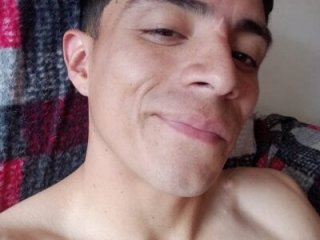 kv___xxx_ live webcam thumbnail