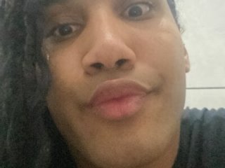 kylieputinha live webcam thumbnail