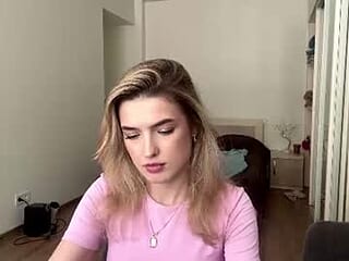 kyongcrier live webcam thumbnail