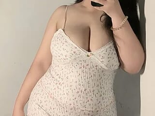 LANAQUEEN7 live webcam thumbnail