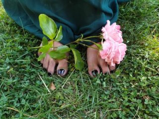 LadyNocturne live webcam thumbnail