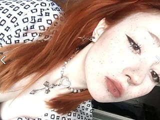 LadyPozzuoli live webcam thumbnail