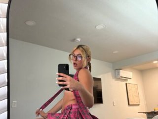 Lalaaxo live webcam thumbnail