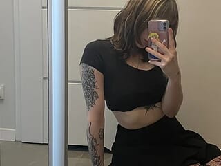LaraLovely live webcam thumbnail