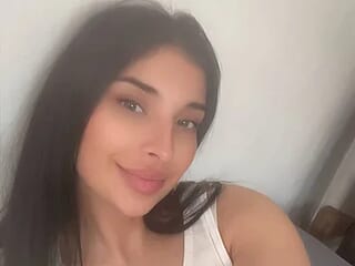Laura_nx live webcam thumbnail