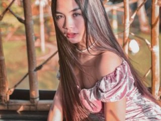 Laureen_BrownXxx live webcam thumbnail