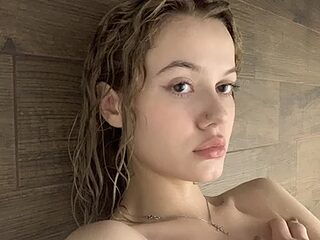 LaurenBlade live webcam thumbnail