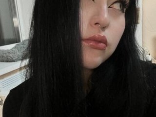LaurenOveson live webcam thumbnail