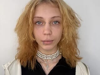 LaurenceNewman live webcam thumbnail