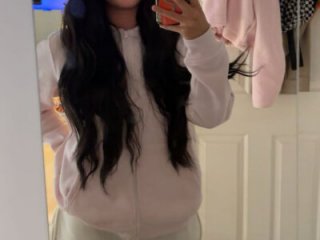 lace_xxx live webcam thumbnail