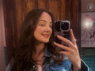 laceyjames24 live webcam thumbnail