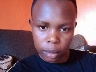 ladyshasha live webcam thumbnail