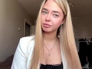 laquandalevie live webcam thumbnail