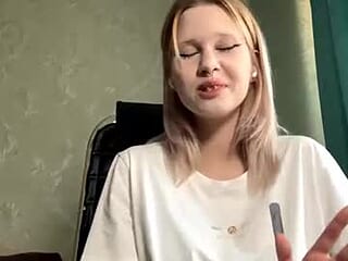 laquandameisinger live webcam thumbnail