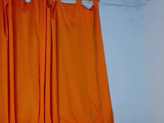 lara_aisha live webcam thumbnail