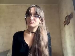 larainedoughty live webcam thumbnail