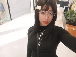 laritlov live webcam thumbnail