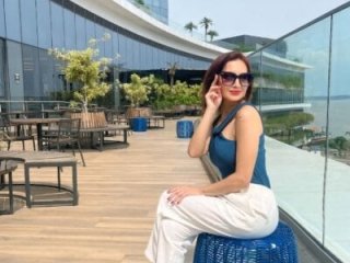 larizinha2026 live webcam thumbnail