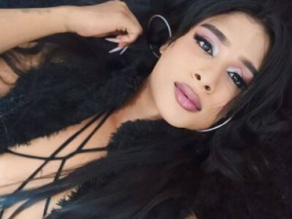 latina_ts_july live webcam thumbnail