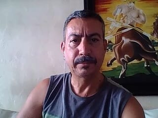 latinbronco live webcam thumbnail