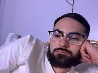 latino_whiteboy live webcam thumbnail