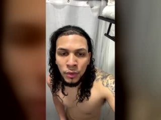 latinocock01 live webcam thumbnail