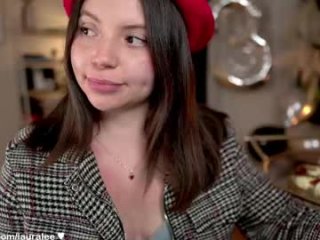 laura_lee live webcam thumbnail