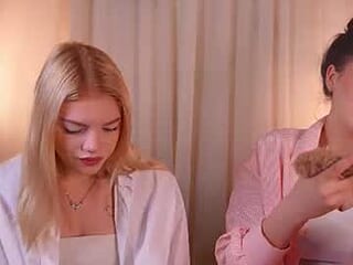 laureengrzybowski live webcam thumbnail