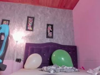 lauren_smiles live webcam thumbnail