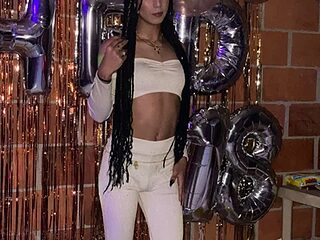 laurenn_moore live webcam thumbnail