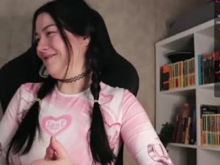 lazynut live webcam thumbnail