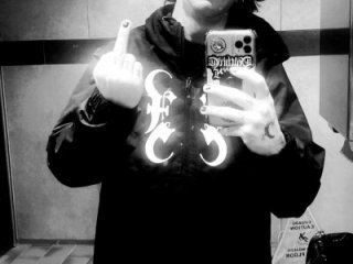 LEVIATHANX666 live webcam thumbnail