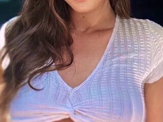 LeaLauren live webcam thumbnail