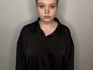 LeahAllsop live webcam thumbnail