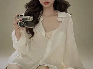 Leeeeiu live webcam thumbnail