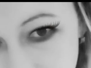 LeilaSaint live webcam thumbnail