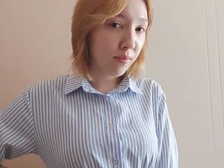 LeliaSavich live webcam thumbnail